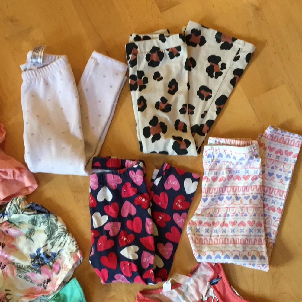 16 Piece Bundle Sizes: 4, 4T, 3/4T, 4/5, XS (4-5).